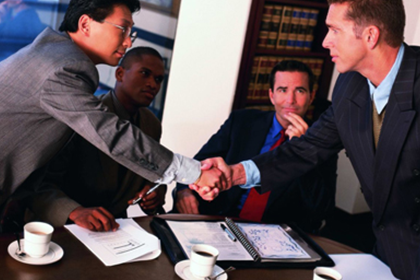 信用卡欠款达何种额度可提起法律诉讼？